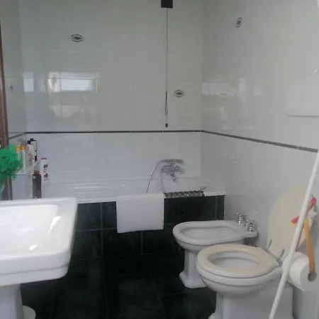 ゲストハウス La Stanza Dello Scirocco チェッレ・リーグレ